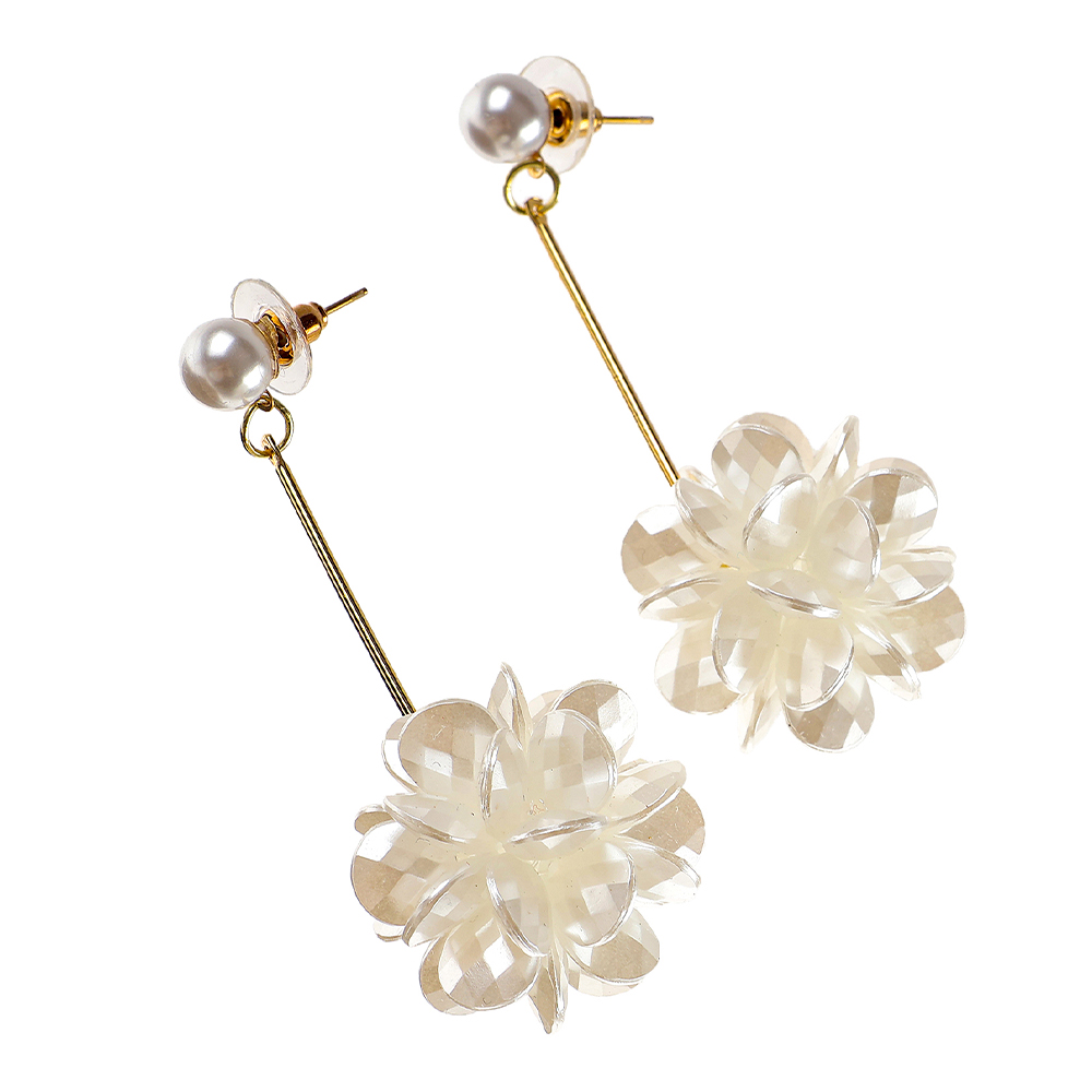 Бижутерия Страна Карнавалия 10687411 Серьги висячие, пластик, белые