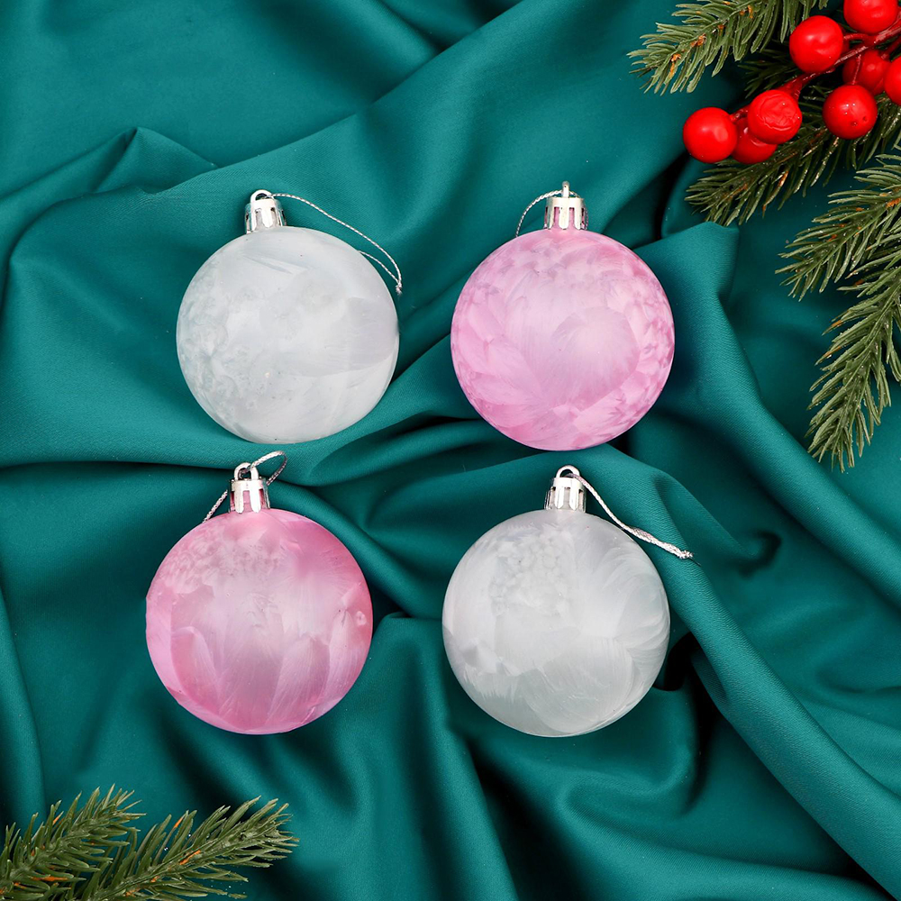 Набор новогодних шаров 6536820 Глэдис туман, пластик 6 см, бело-розовый, 4шт