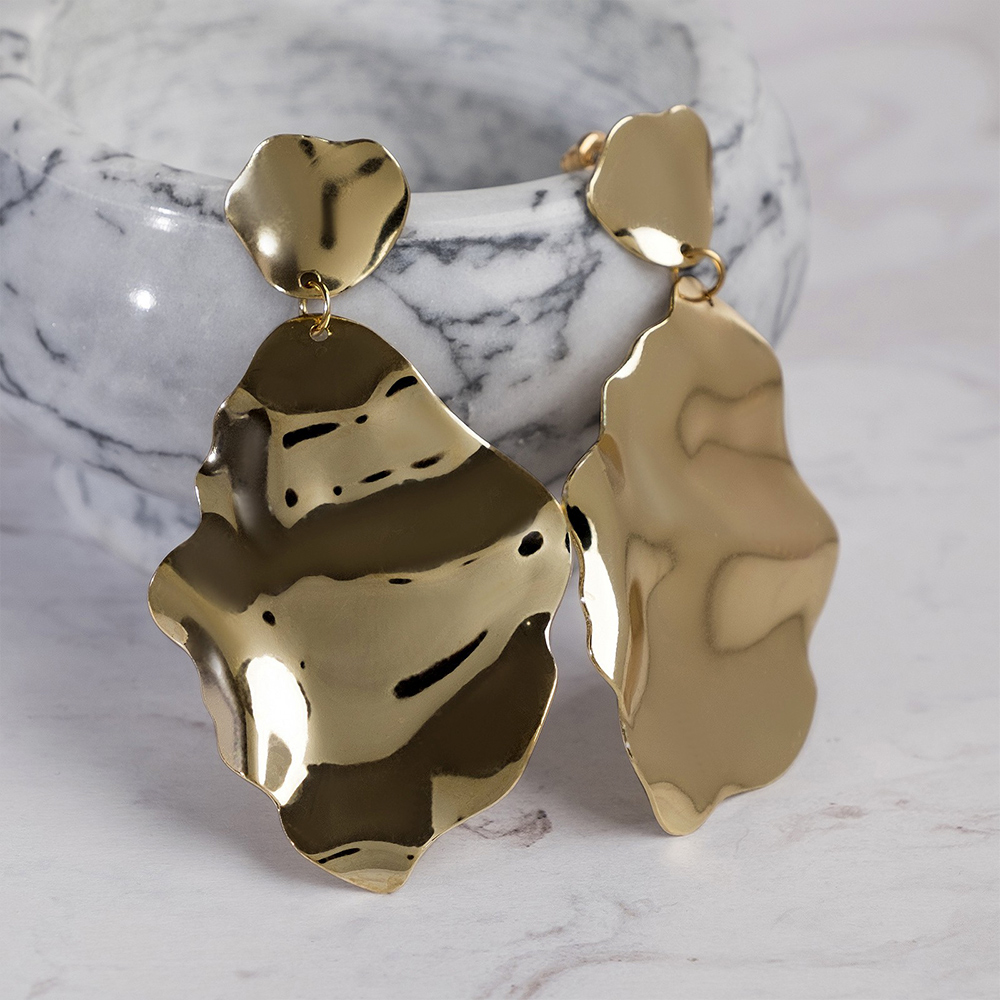 Бижутерия Queen Fair Серьги Атмосфера,кувшинка,застежка гвоздик,золото, бижутерный сплав, 7,4 см