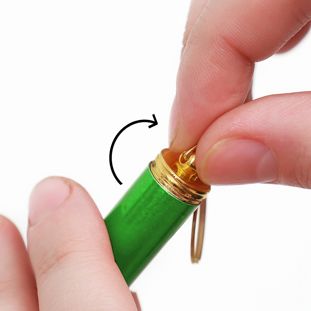 картинка Игрушка для животных Пижон 9926565 Лазер,с батарейками,зеленый 13*6,5*1,5см 