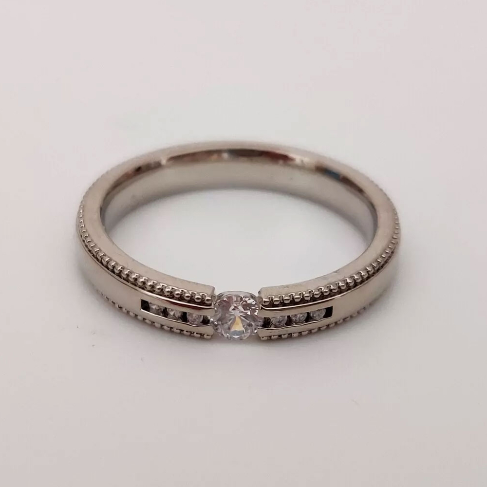 Бижутерия Кольцо, вставка: стразы, размер 16, ювелирный сплав