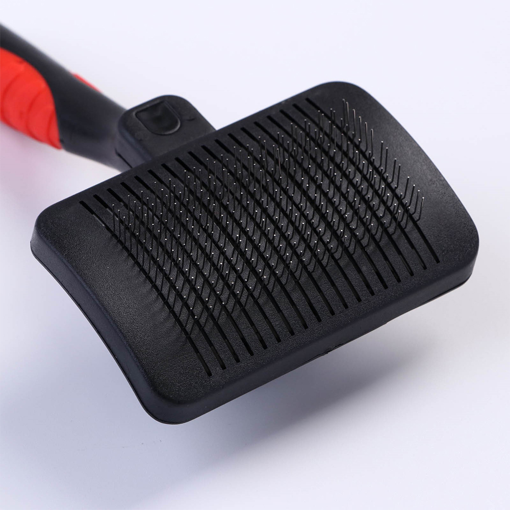 картинка Пуходерка для животных Пижон 7437904 с самоочисткой,без капель,черно-красная 8,5*15,5см 