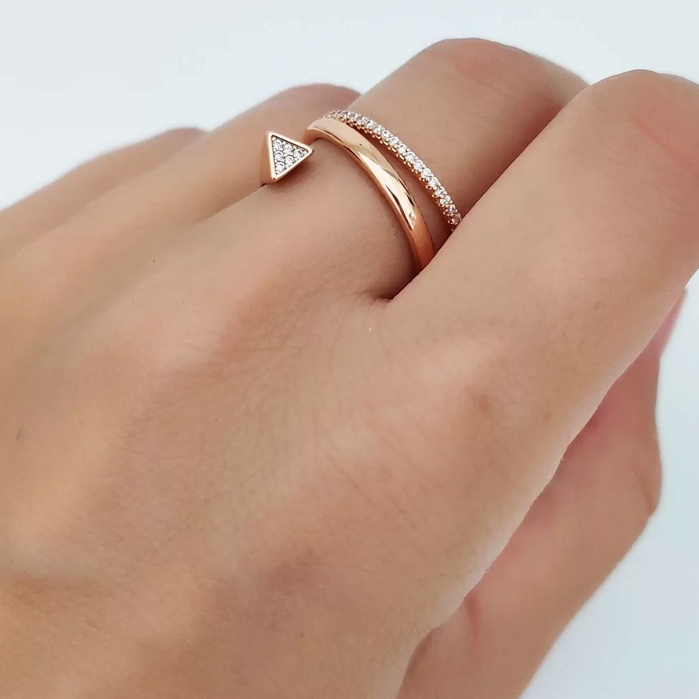 Бижутерия Кольцо, вставка: цирконы, размер 17, ювелирный сплав