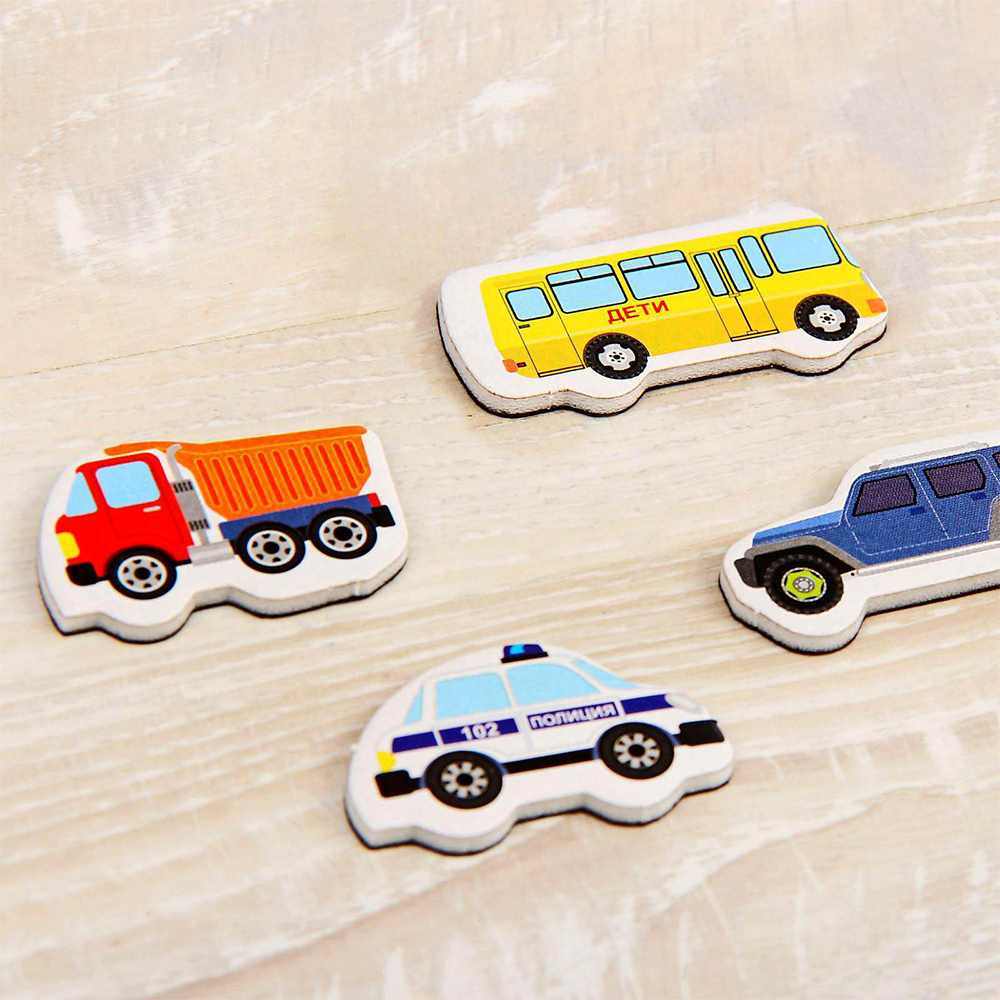 картинка Игра 2687077 Магнитные машинки, 23*15*0,5см 