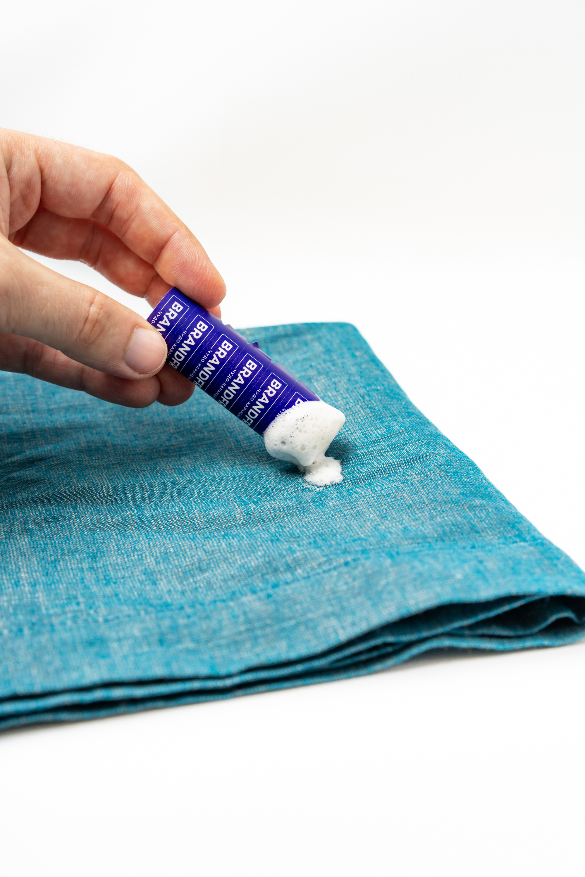 картинка Пятновыводитель Brandfree Кислородный карандаш для отбеливания и удаления пятен, 1 шт 