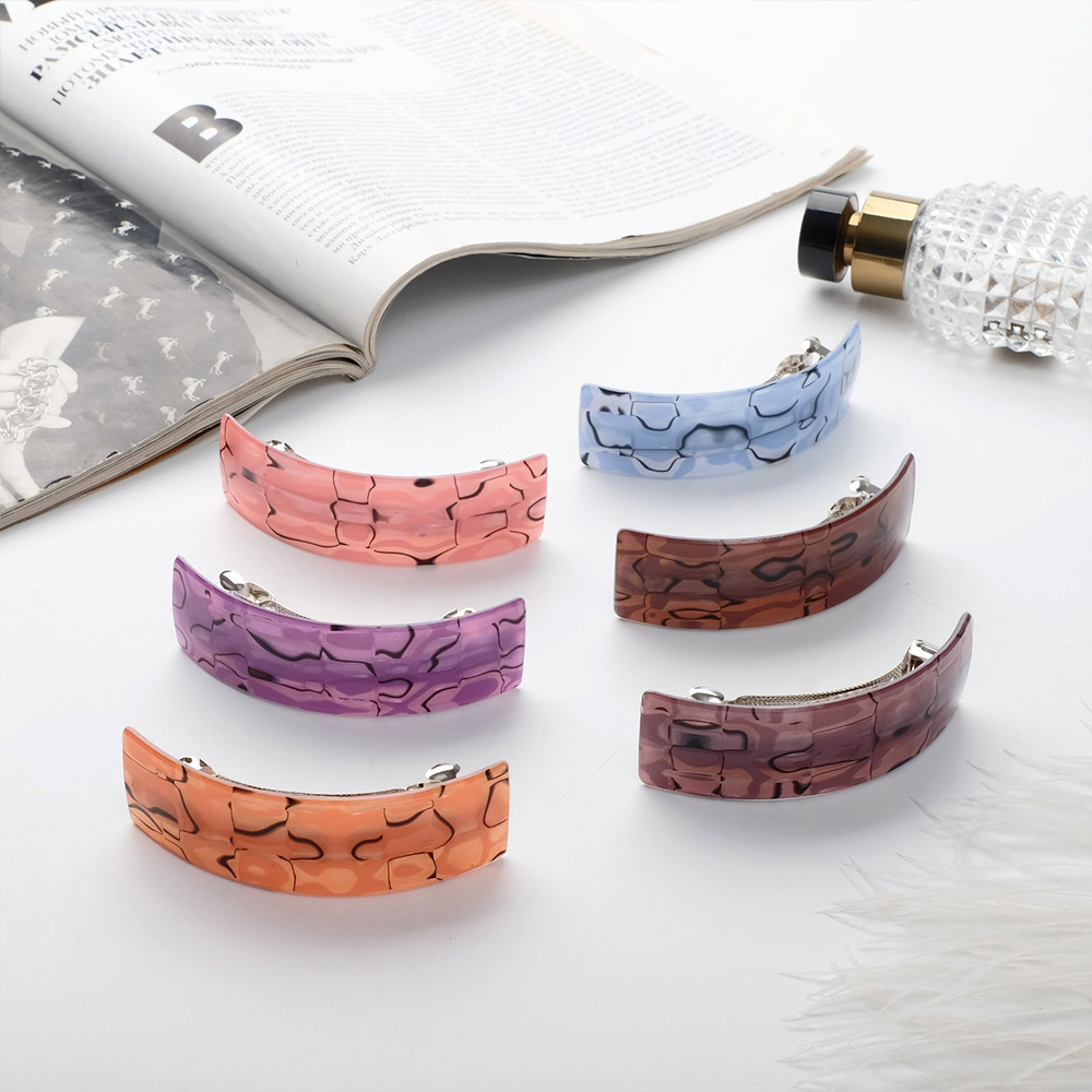 картинка Заколка-автомат для волос Queen fair 9446394 Смола, 8,5 см, в ассортименте 