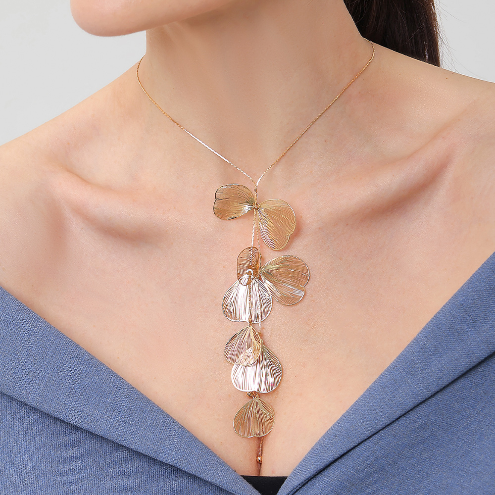 Бижутерия Queen Fair 10826372 Колье Цветок, легкость, сталь, железо, золото