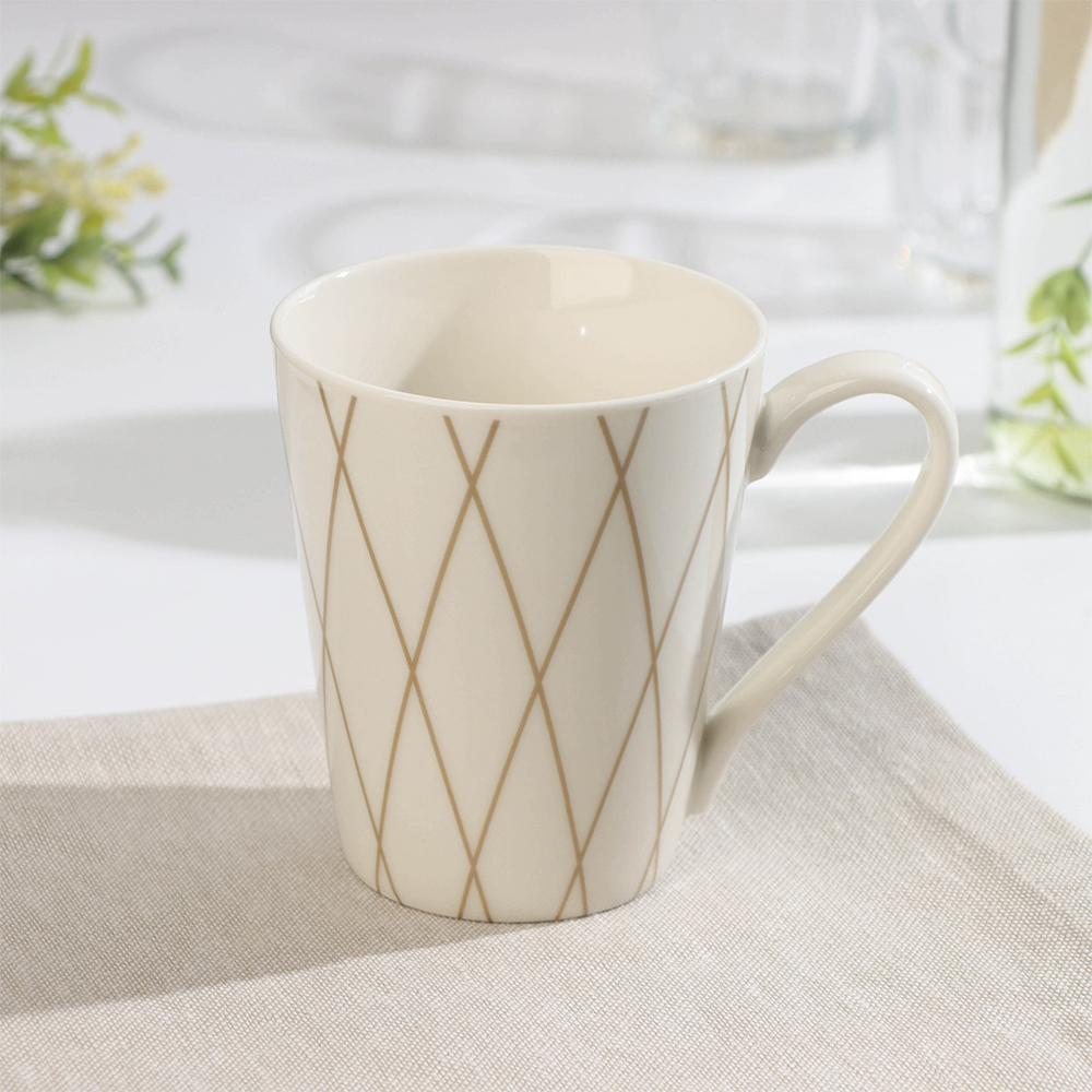 Кружка 5458935 Золотая нить, фарфор, 350 мл