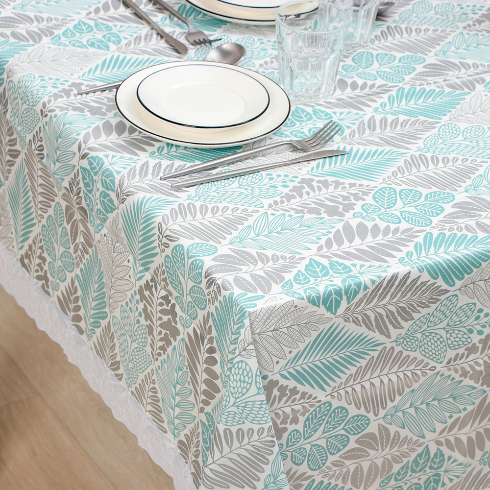 Скатерть 1107404 нетканная основа, многоразовая Кружево 130*140 см, ПВХ, в ассортименте