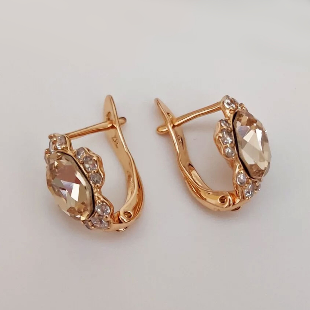 Бижутерия Серьги,кристаллы Swarovski, ювелирный сплав, 0,6 см