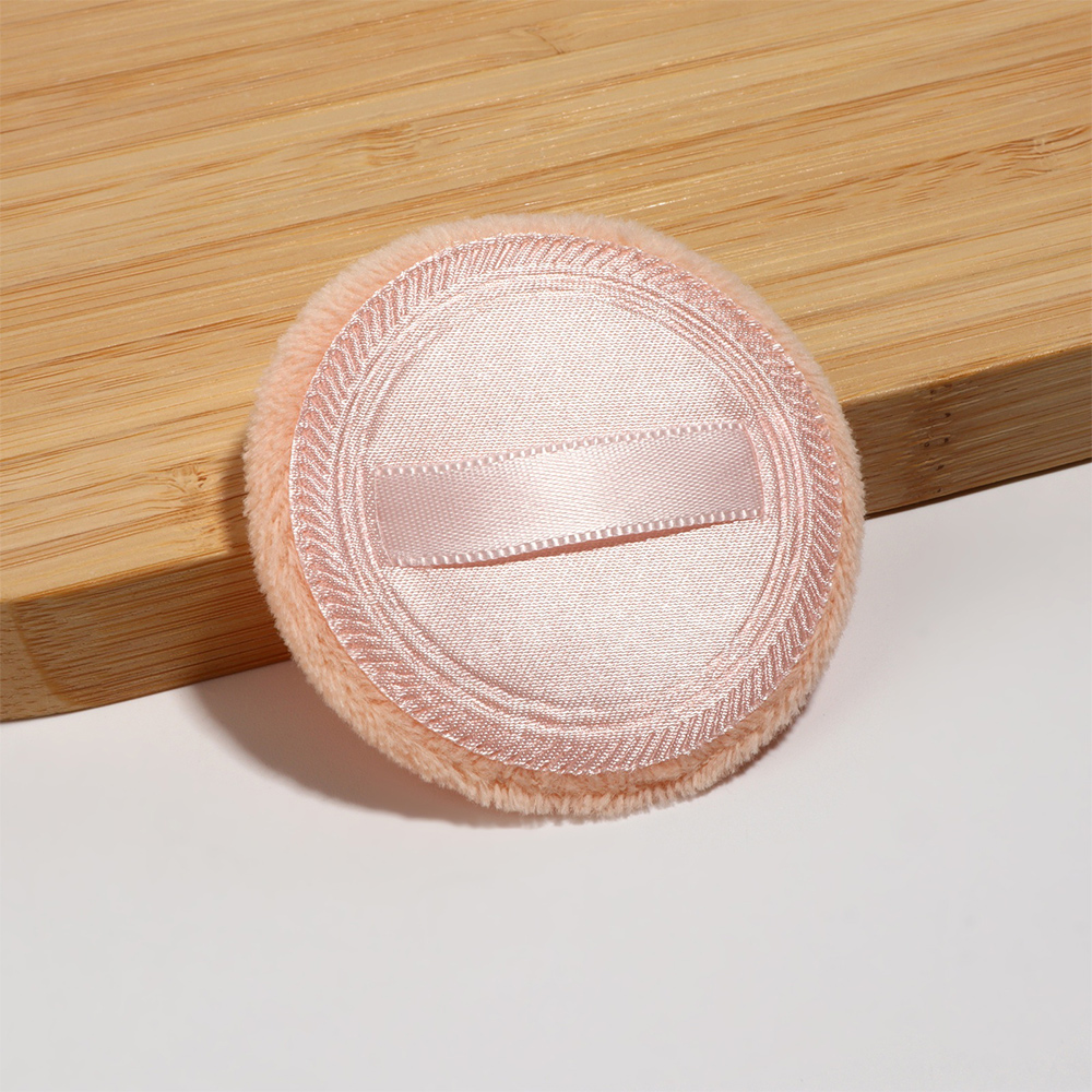 картинка Спонж для макияжа Queen fair 1407339 пуховка для пудры, хлопок, круглый, диаметр 6см, бежевый, 1 шт 