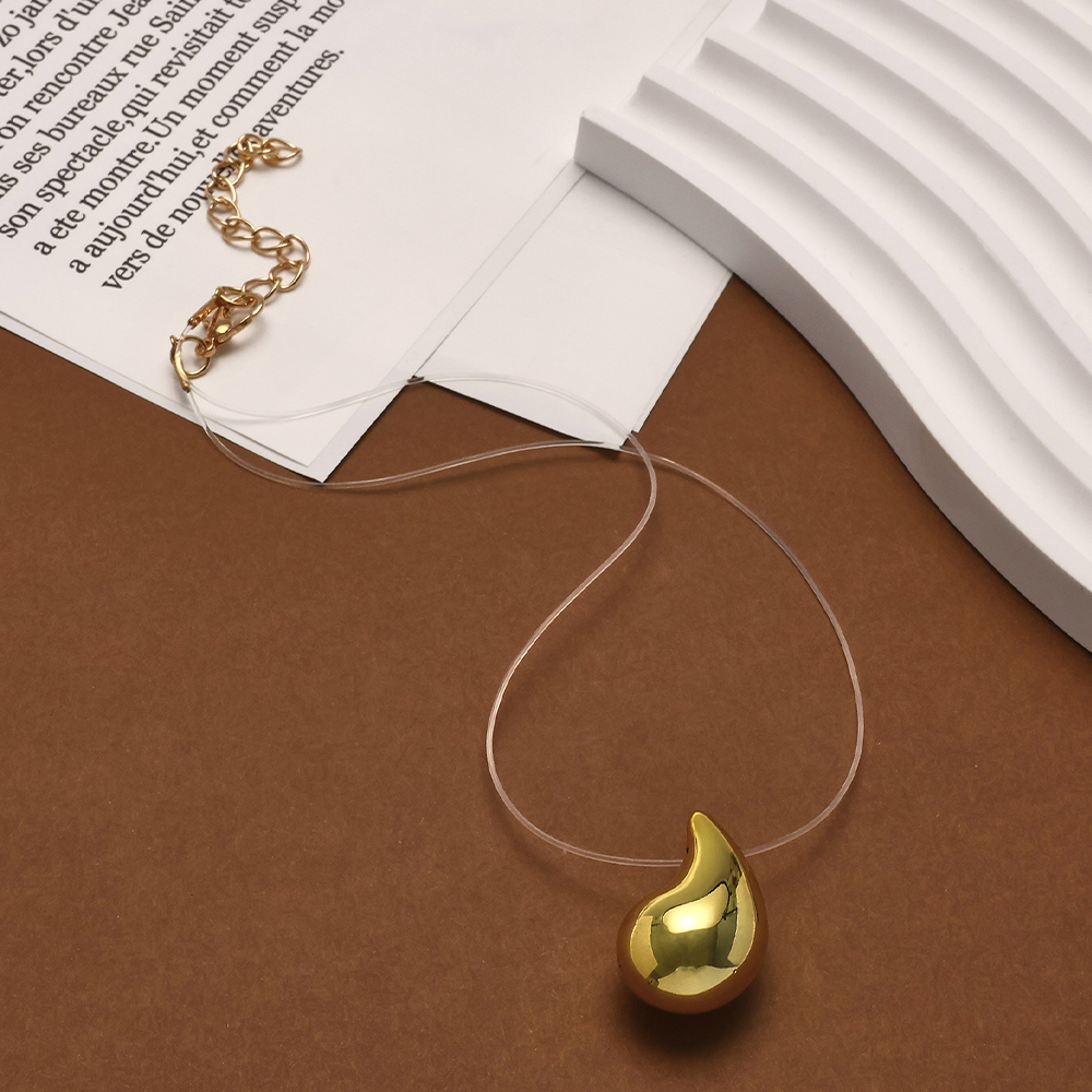 Бижутерия Queen Fair 10830174 Кулон на леске Капля, пластик, леска, бижутерный сплав, золото, 30 см