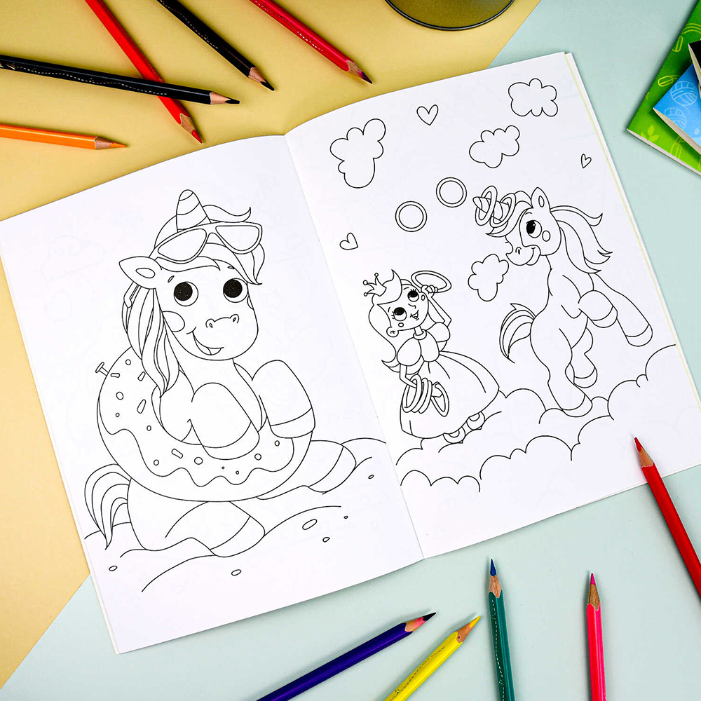 картинка Раскраска 67898 Единороги, с наклейками А5, 165*235 мм, 8 листов 