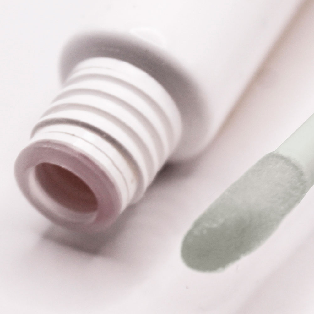 картинка Блеск для губ Triumf Juice Gloss с ультраглянцевым эффектом, Сладкий кокос, тон 04 