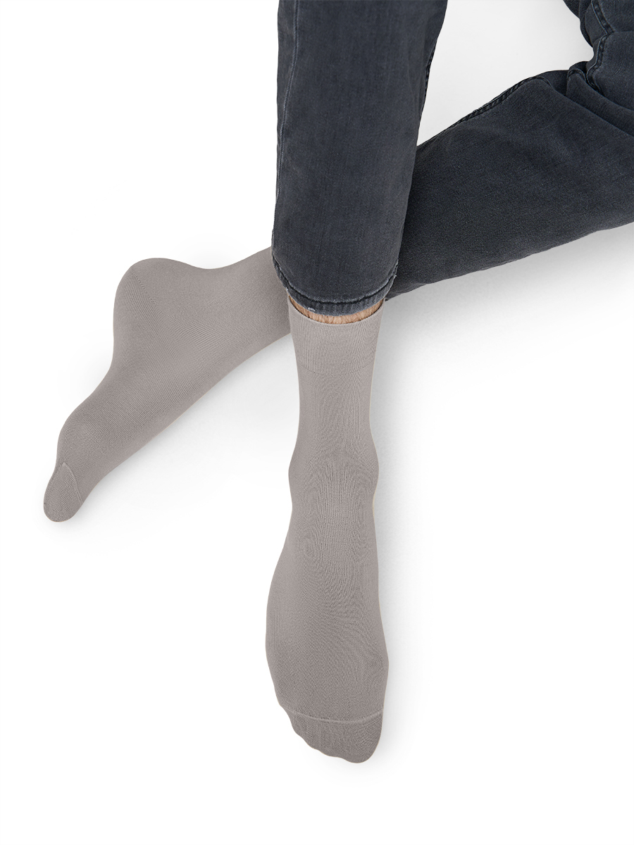 Носки мужские Omsa ECO 401 гладь, размер 42-44, Grigio Chiaro