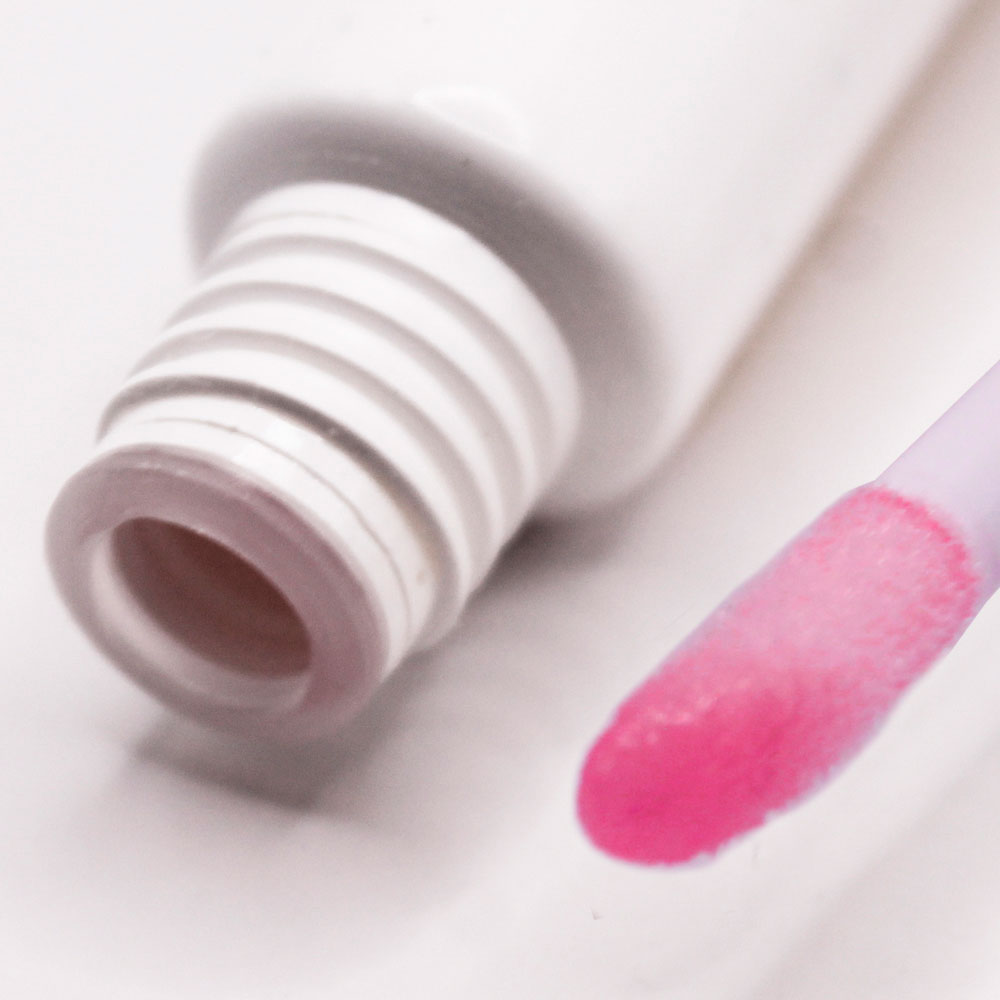 картинка Блеск для губ Triumf Juice Gloss с ультраглянцевым эффектом, Cочный арбуз, тон 01 